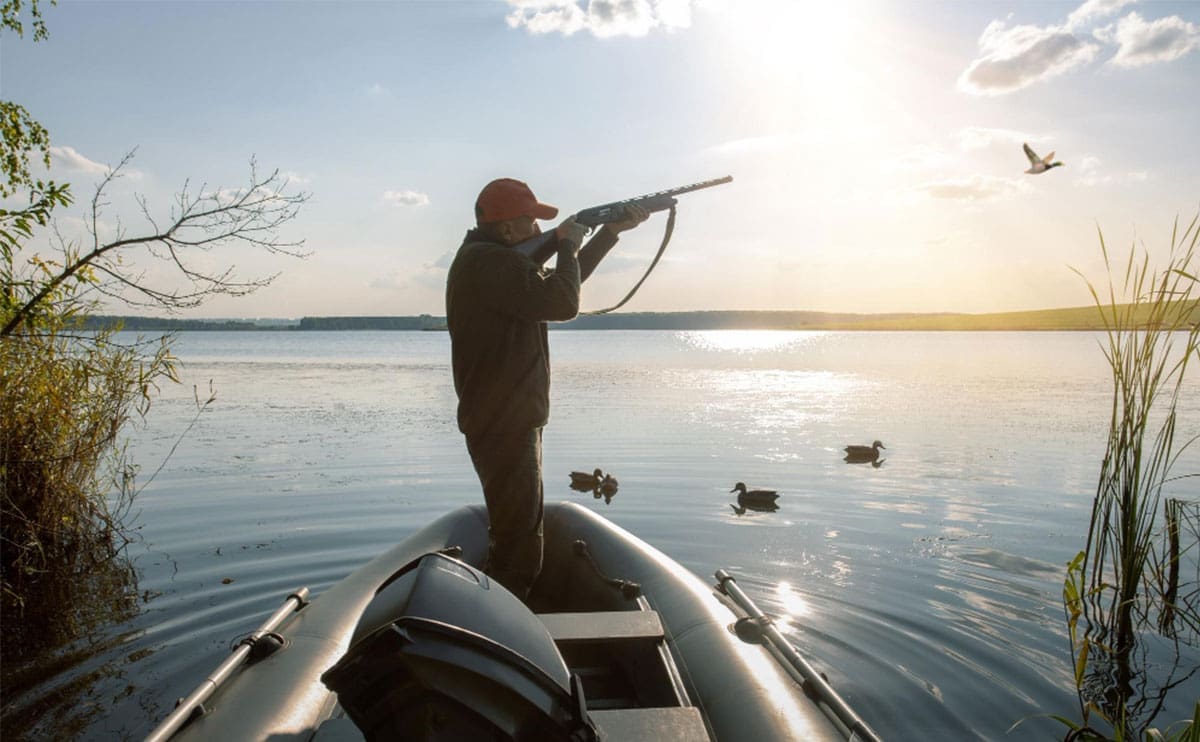 boat hunting